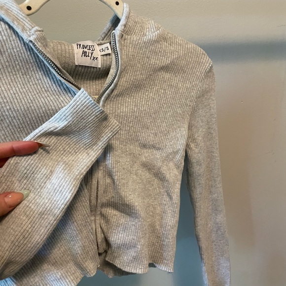 PPOLLY ZIP UP - Picture 1 of 4